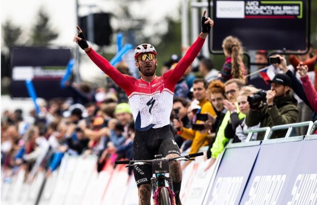 Victor Koretzky remporte le XCC de Nove Mesto avec un sprint explosif