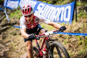 Así ha cambiado la Scott de Nino Schurter en 10 años: ahora pesa 2 kg más