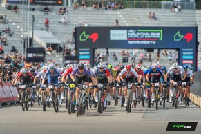 Tom Pidcock firma un recital para coronarse en la Copa del Mundo XCO de Nove Mesto