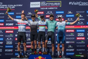 Tom Pidcock firma un recital para coronarse en la Copa del Mundo XCO de Nove Mesto