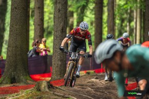 Tom Pidcock firma un recital para coronarse en la Copa del Mundo XCO de Nove Mesto
