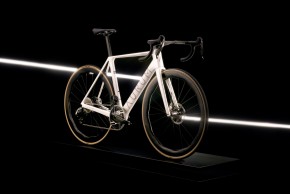 Nueva Aurum Magma V2. Más integrada y aerodinámica