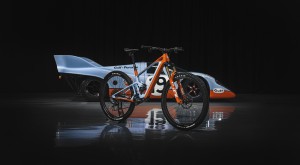 Mondraker NEAT Unlimited Gulf Edition : une œuvre d'art exclusive avec certificat d'authenticité