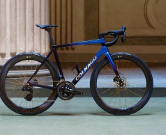 More than 54,000€ for the Colnago C68 that Pogacar rode the day before the Tour