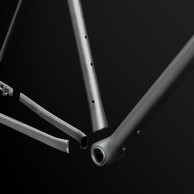 Nova Crux DSW: a gravel esportiva da Specialized agora em seu melhor alumínio