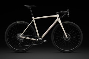 Nova Crux DSW: a gravel esportiva da Specialized agora em seu melhor alumínio