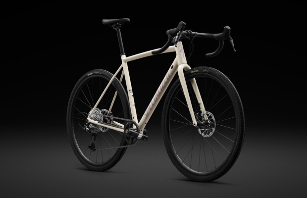 Nouveau Crux DSW: le gravel sportif de Specialized maintenant en son meilleur aluminium