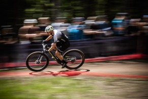 RockShox lance un amortisseur Flight Attendant spécifique pour le SCOTT Spark