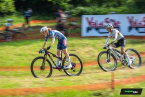 Puck Pieterse gana por méritos propios la Copa del Mundo XCC de Val di Sole