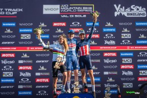 Puck Pieterse gana por méritos propios la Copa del Mundo XCC de Val di Sole