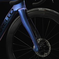 Le nouveau Pinarello Dogma F est plus léger et aérodynamique