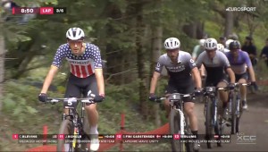 Do último ao primeiro, Pidcock firma outra épica recuperação para vencer o Short Track de Crans Montana