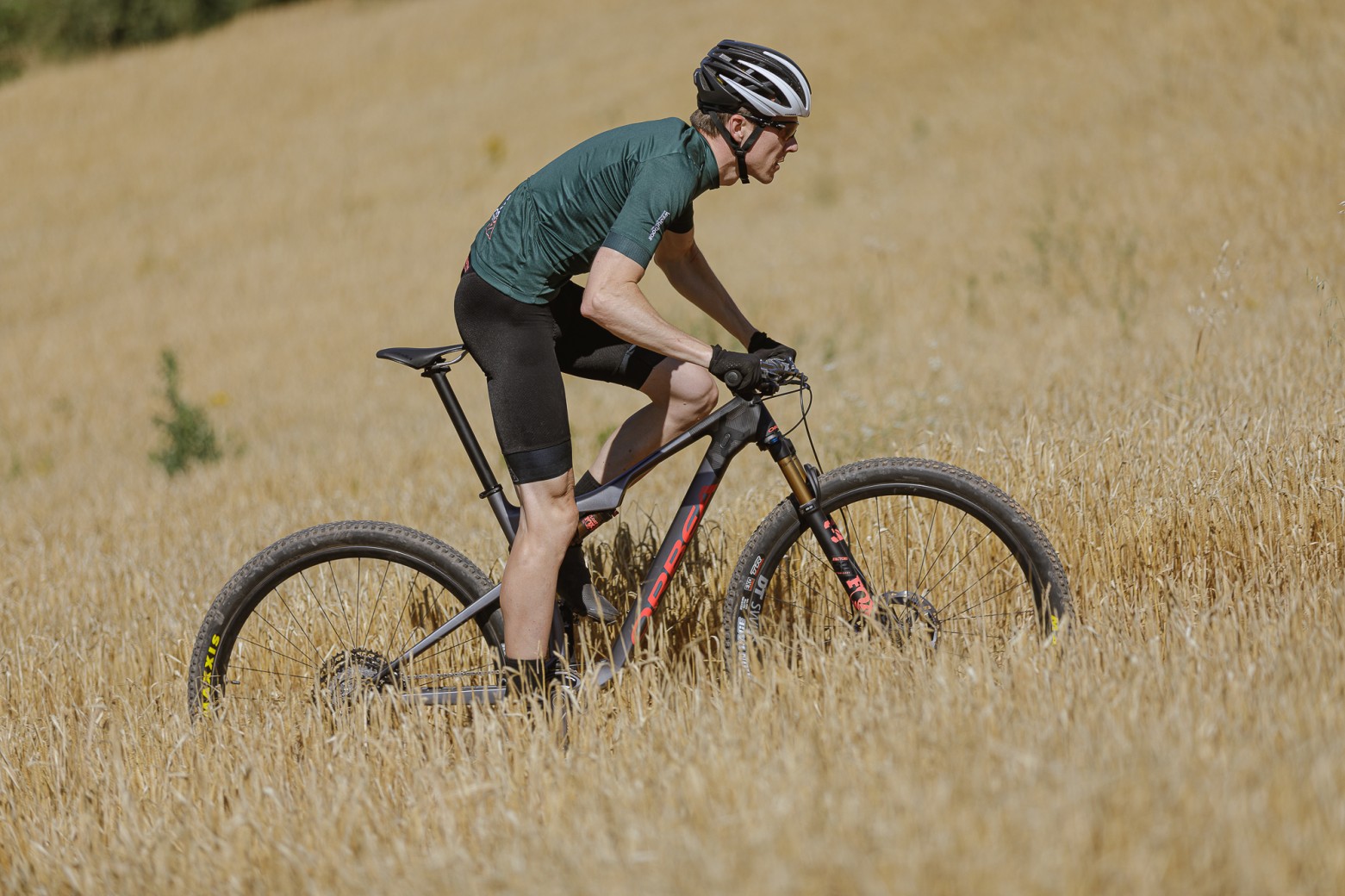 orbea hydro mtb cross country