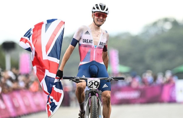 Tom Pidcock competirá em MTB e ciclismo de estrada nos Jogos Olímpicos de Paris