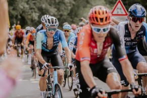 Romain Bardet first leader of the Tour de France 2024 in an agonizing finish