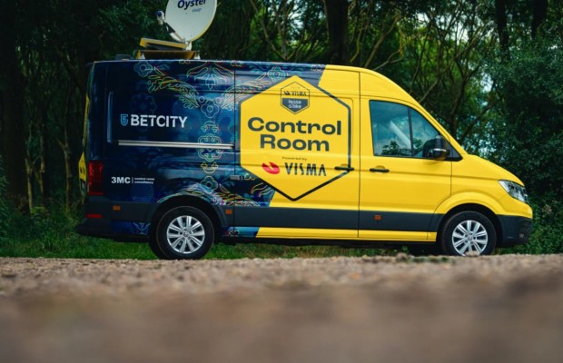 Le Tour bloque le van controversé de Visma car il n'a pas d'accréditation