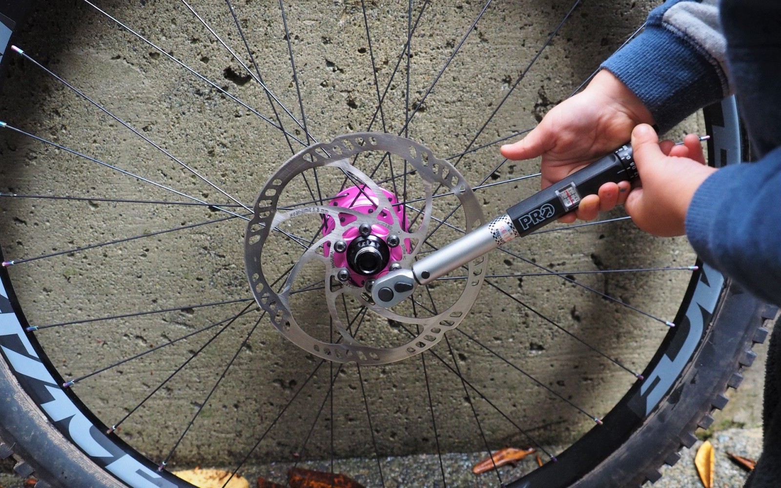 Llave dinamométrica para bicicleta: ¿qué es y para qué sirve? - BICIO