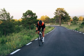 Vestta, la nueva equipación ciclista personalizable de Decathlon