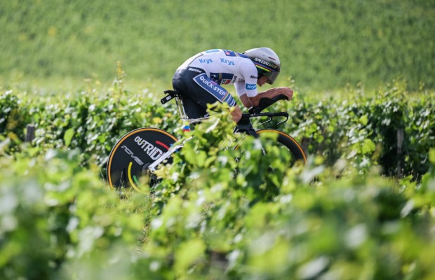 Remco Evenepoel apresenta sua candidatura para vencer o Tour de France 2024