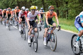 Jasper Philipsen wins a lackluster stage 10 of the Tour de France 2024
