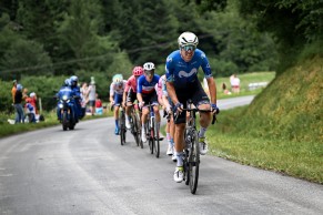 Moral blow from Jonas Vingegaard who wins the stage against Tadej Pogacar
