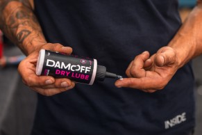 DAMOFF presents Dry Lube: a semi-dry wax ready to revolutionize the market