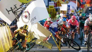 "Ya no tenemos confianza en el control que hace la UCI", los equipos piden que una empresa externa acredite la seguridad en carrera