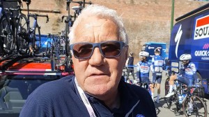 Lefevere assure que l'or d'Evenepoel ne signifie rien pour l'équipe et leur coûte de l'argent