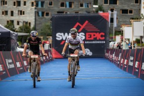 Nino Schurter y Lars Forster ganan la primera etapa de la Swiss Epic 2020