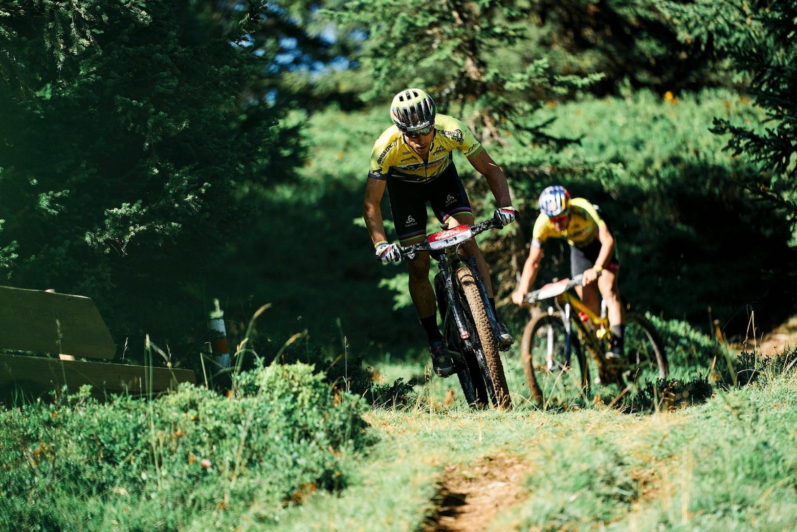 Hynek and Stosek surprised and won the second stage of the Swiss Epic 2020