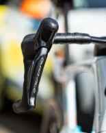 SRAM Red AXS vs Shimano Dura-Ace Di2: electrónica de referencia