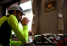 demasiado-cafe-ciclista/