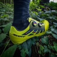 Nino Schurter estrena zapatillas ¿qué modelo es?