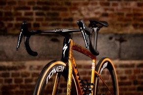 Golden arrives at the bicycles of Olympic champions