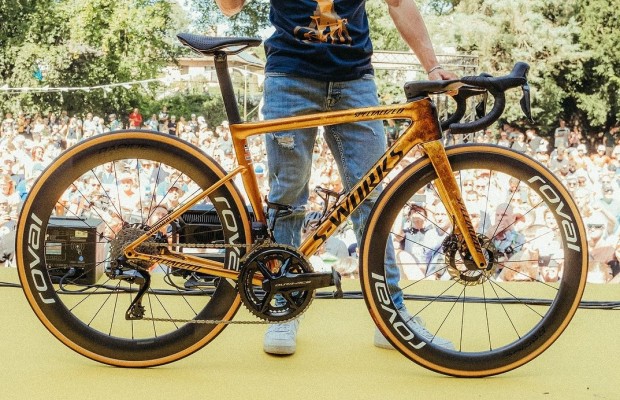 O dourado chega às bicicletas dos campeões olímpicos