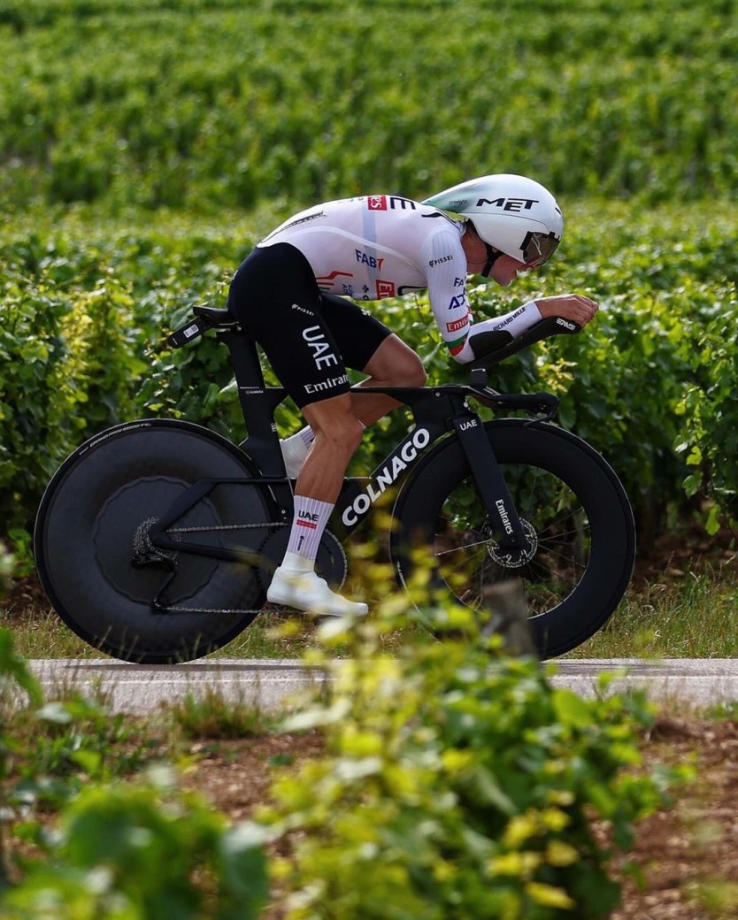 Brandon McNulty surprises and takes the first red jersey of La Vuelta 2024