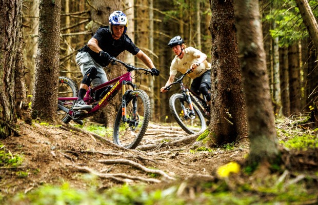 Santa Cruz launches its new Bronson 2025: the most versatile and fun All-Mountain in its catalog