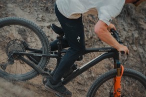 Fox Transfer NEO: the fastest wireless dropper post on the market