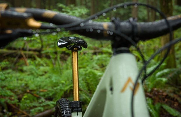 Fox Transfer NEO : la tige de selle sans fil la plus rapide du marché
