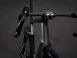 The No.22 Reactor is the first 3D printed titanium aero bike