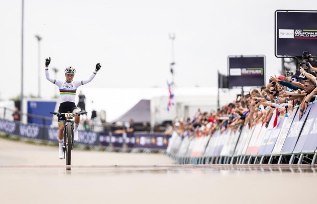 Pauline Ferrand-Prévot se retira do MTB em Andorra