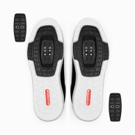 CHPT3 apresenta um elegante e caro tênis de ciclismo de rua