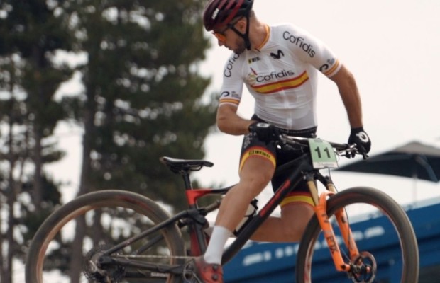 Hugo Franco wins the silver medal at the Junior XCO World Championship in Andorra