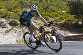 Roglic is already chasing Ben O'Connor in the general classification of La Vuelta 2024