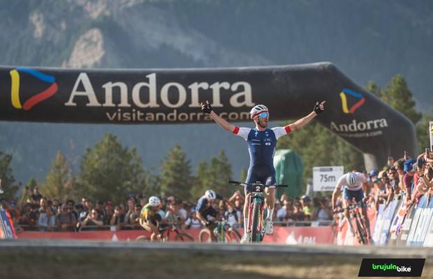 Victor Koretzky gana su primer maillot arcoíris en el Campeonato del Mundo Short Track 2024
