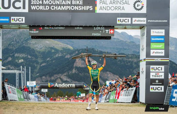 Alan Hatherly remporte le Championnat du Monde XCO 2024