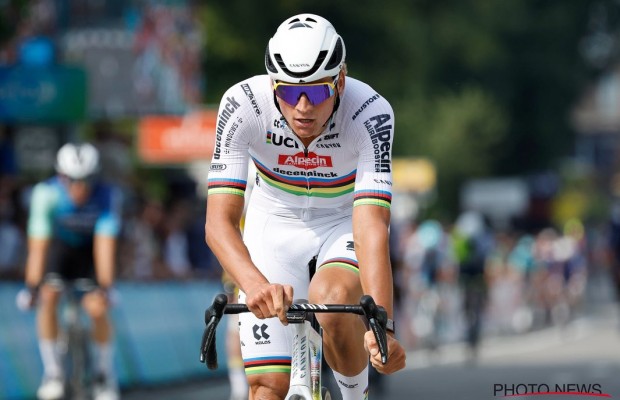 Mathieu Van der Poel abandoned the Renewi Tour due to a knee injury