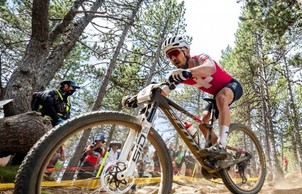 Nino Schurter comparte su reflexión tras el Mundial: "puede que haya ido demasiado lejos"