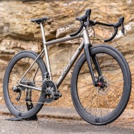 bici-titanio-acero-grafeno-aluminio-carbono/