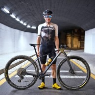 Zugasti enseña cómo limpiar la bici en profundidad y algunos trucos mecánicos